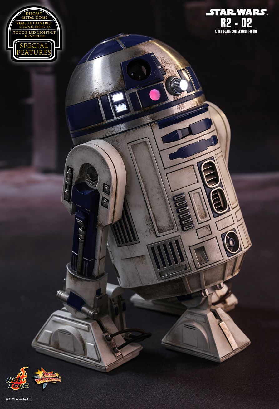 Star Wars The Force Awakens - R2-D2 Hot Toys - Machinegun